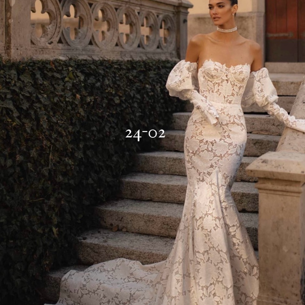 Berta 24-02 Bridal Gown - Picture 4 of 4